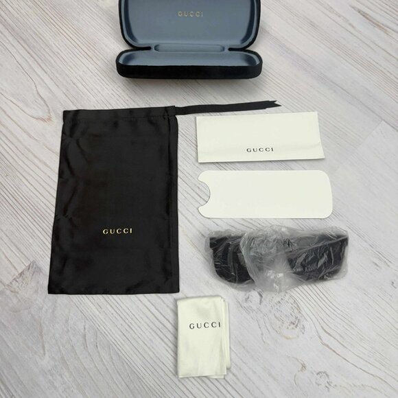 GUCCI GG0010S 001 Sunglasses Black Frame Grey Lenses 58mm - Picture 3 of 9